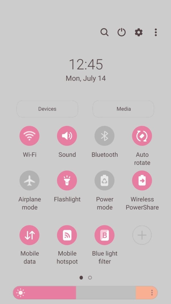 Samsung Themes: ❤️Mun❤️ Pink Phone Y2K ~❤️ Premium Theme has a cute bunny on the screen - Image 5