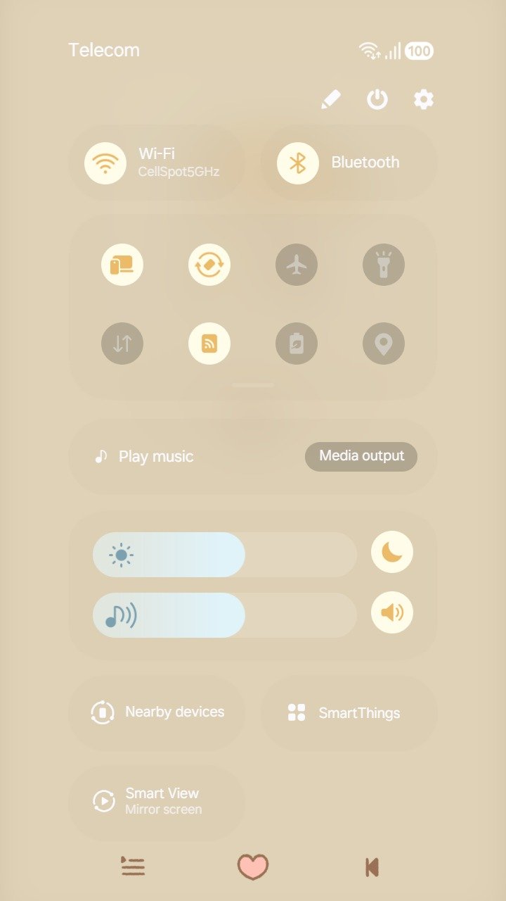 Samsung Themes: ❤️Mun❤️ Peaceful Rain Playlist ~❤️ Premium Theme see sweet friends listening to a peaceful rain playlist screen shot 4