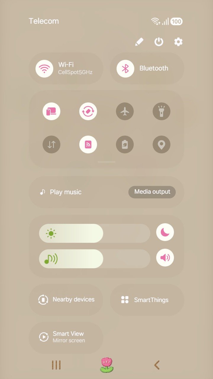 Samsung Themes: ❤️Mun❤️ Embroidered Gentle Flowers ~❤️ Premium Theme see beautiful embroidered flowers on a natural fabric background screen shot 4