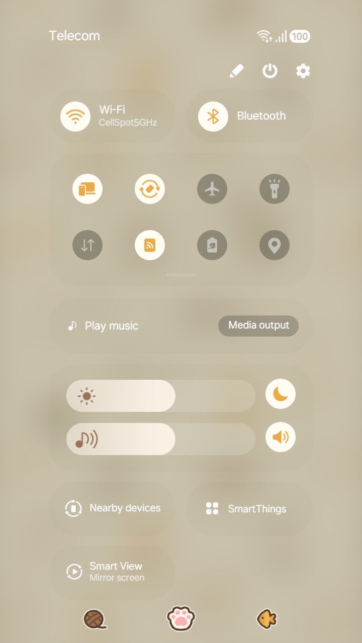 Samsung Themes: ❤️Mun❤️ Cozy Cat Pattern ~❤️ Premium Theme cute illustrations of playful cats in a repeating pattern screen shot 4