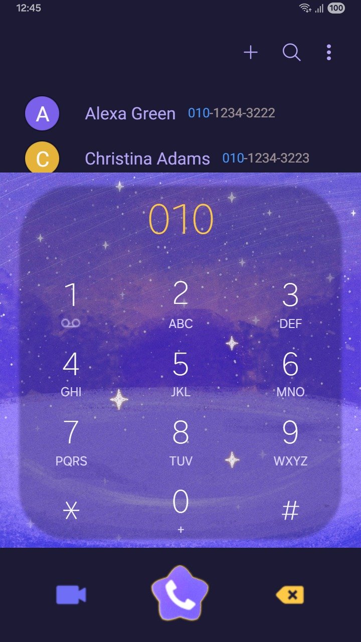 Samsung Themes: ❤️Mun❤️ Glowing Christmas Tree ~❤️ Premium Theme painterly glowing holiday tree in a starry winter night screen shot 2